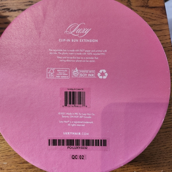 Luxy dirty blonde clip in bun - Picture 4 of 4